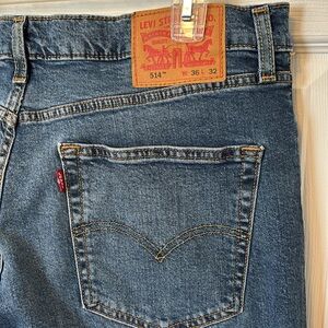 Levi’s 514 Straight Fit Men’s Jeans Size 36W x 32L